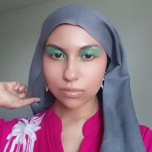 Meet your Posher, Ermina